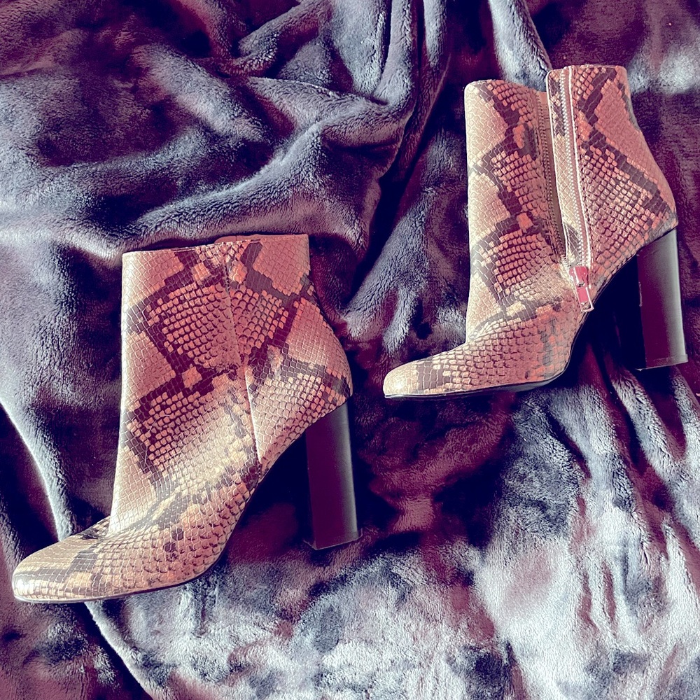 Steve Madden Boots